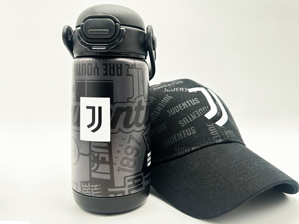 JUVE BOTTLE KID CON PORTABORRACCIA, 460 ML | Ellepiu
