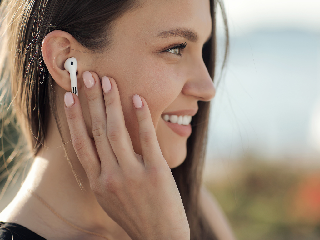 JUVE AURICOLARI SENZA FILO, BOX RICARICA | Ellepiu